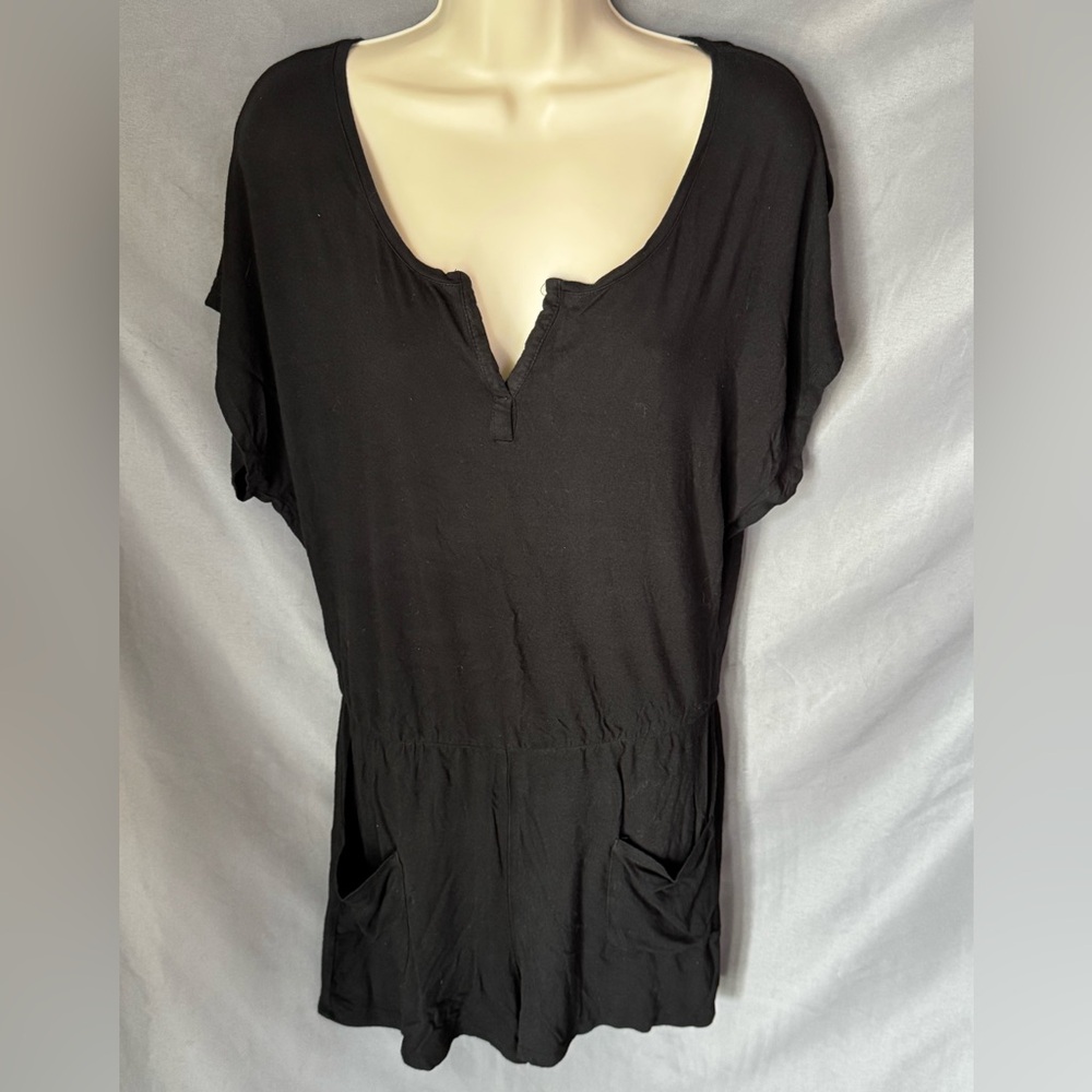 🎀 Women’s Shorts Romper Size Medium Black Elastic Waist With Pockets Bella Luxx